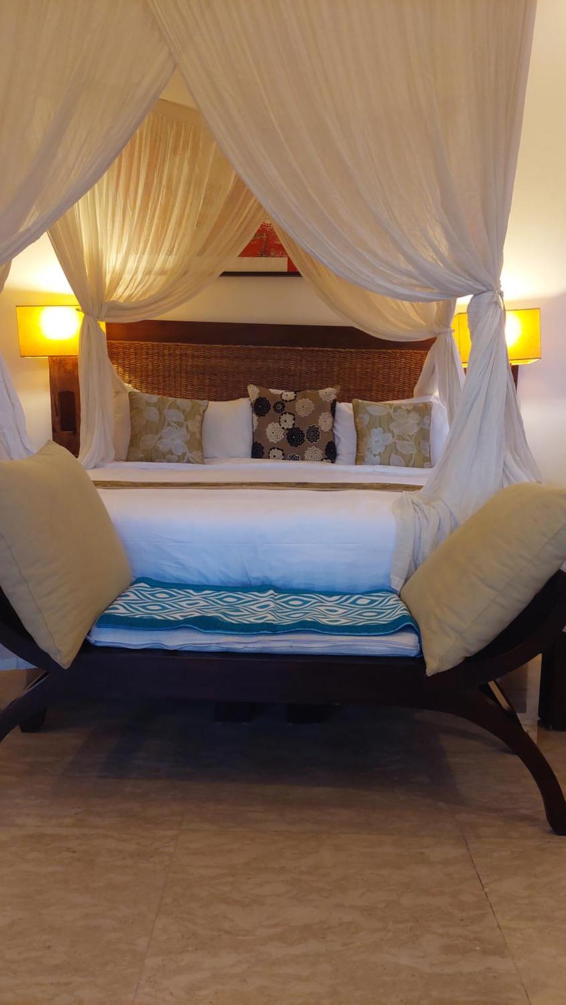 Villa Heliconia Seminyak Chambre photo