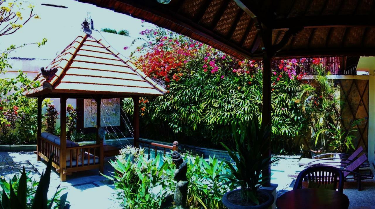 Villa Heliconia Seminyak Extérieur photo