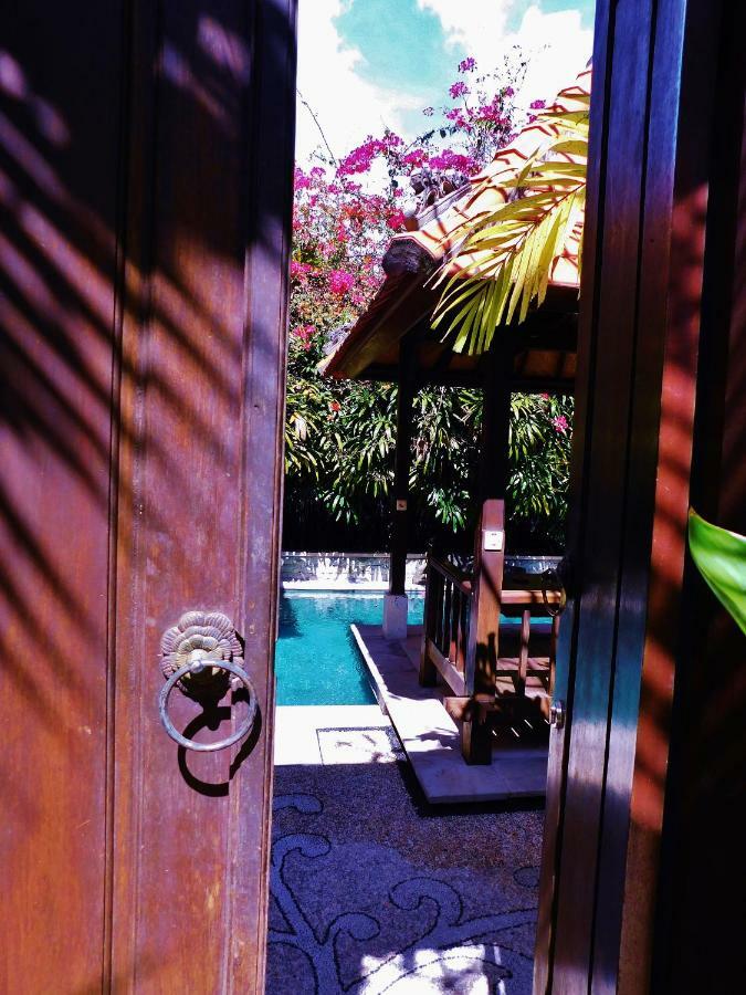 Villa Heliconia Seminyak Extérieur photo